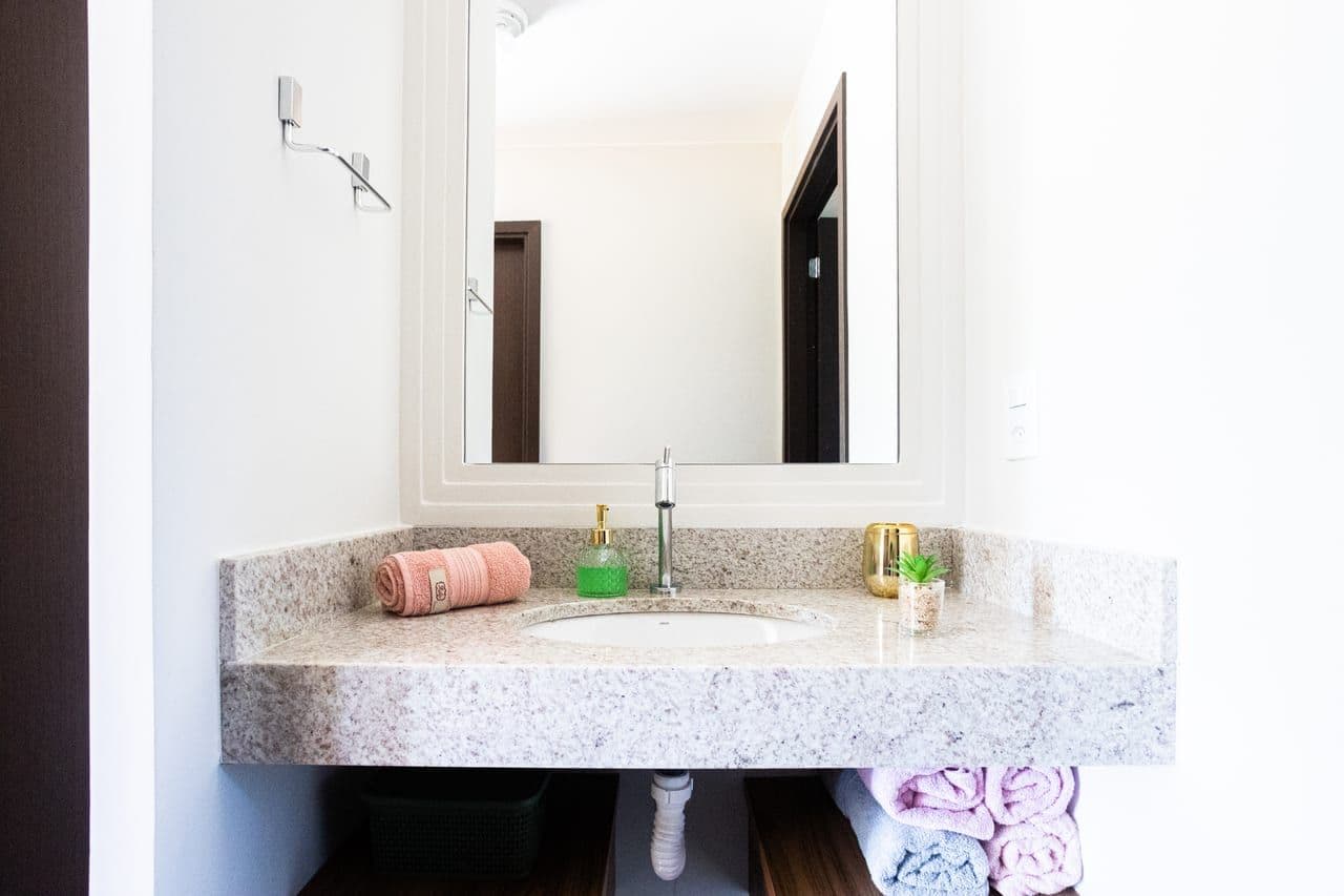 Bathroom detail