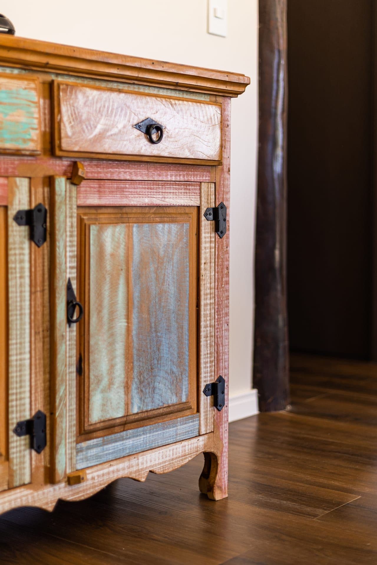Decor detail
